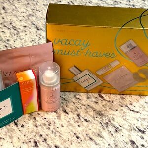 Macy's Gold Vacay Essentials Set. NEW IN BOX. GREAT ITEMS!